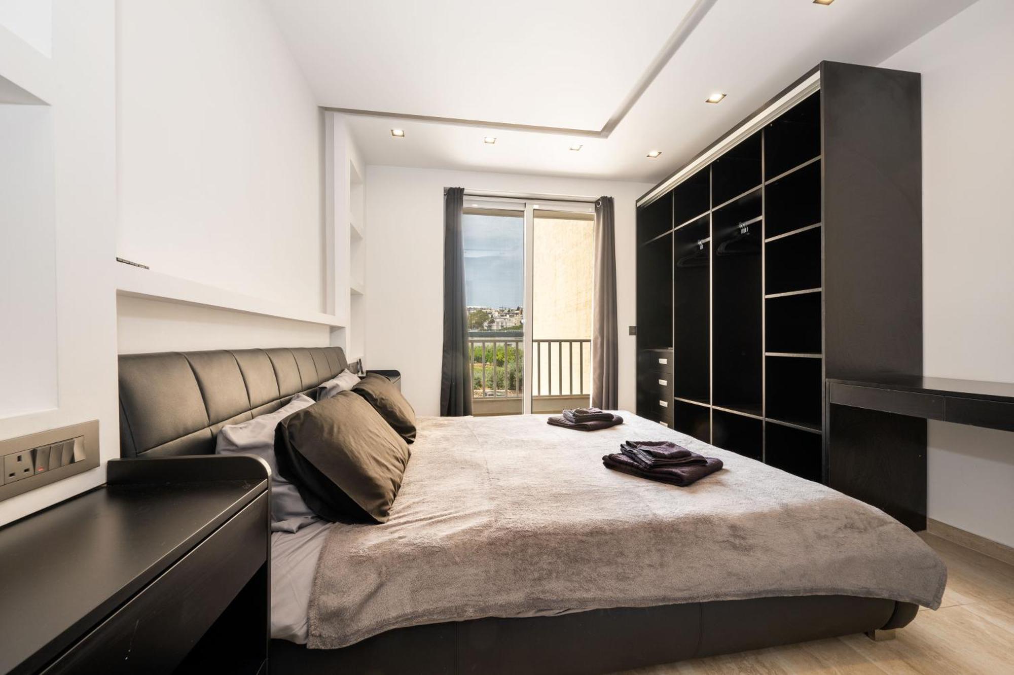 Stylish 2 Bedroomed Apartment Gzira Dış mekan fotoğraf